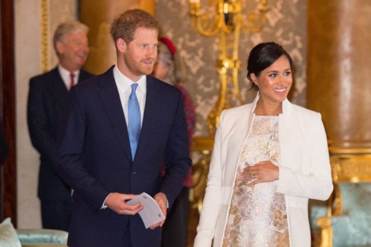 The fans were captivated as she graced the Buckingham Palace with her stunning outfit, which emphasized her baby bump while wearing all smiles.