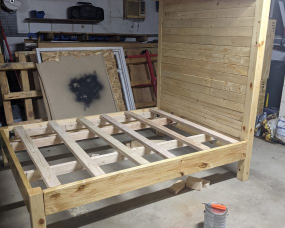 building a queen size bed frame
